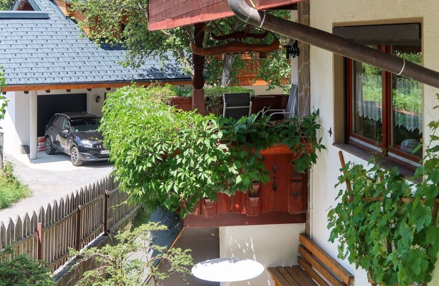 Cosy apartment for 7 people with WIFI, TV and balcony