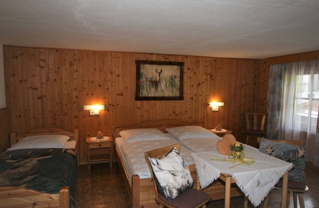 Cosy apartment in villa for 12 guests with WIFI, TV, patio, panoramic view and parking