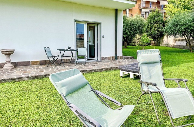 Cosy apartment for 4 people with A/C, WIFI, TV and patio