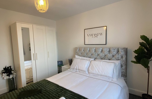 Cosy apartment near Bluewater Shopping Centre. Pet Friendly!