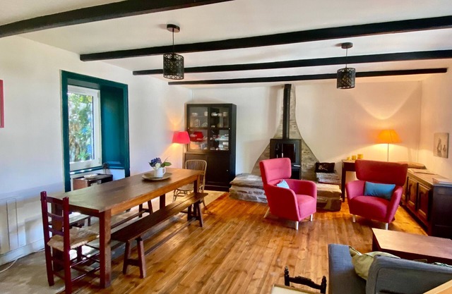 Cosy house 5 min from Poulziourec Beach!