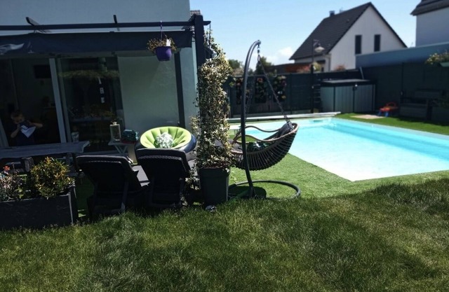 Cosy house with Private Heated Pool in Bergheim