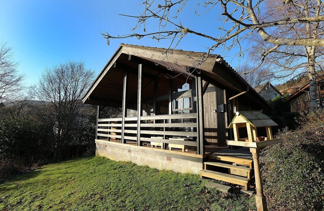 Cosy Modern Nordic Lodge w/Loch View & Log Burner