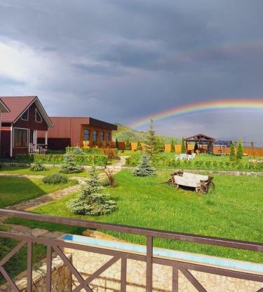 COTTAGE CHALET and TOURS