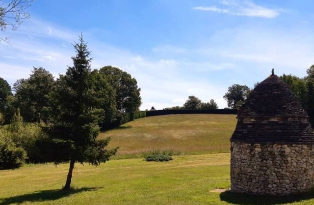 Cottage 'Gite Xl 8 Personnes' with Private Pool, Private Terrace and Shared Garden