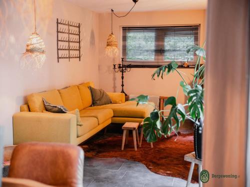 Cottage in Leenderstrijp near Nature Reserve, cleaning included