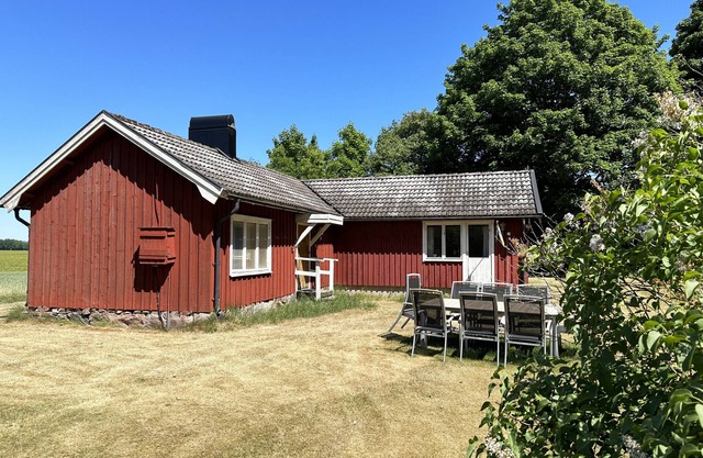 Cottage on the Dalboslätten near Lake Vänern |SE17011