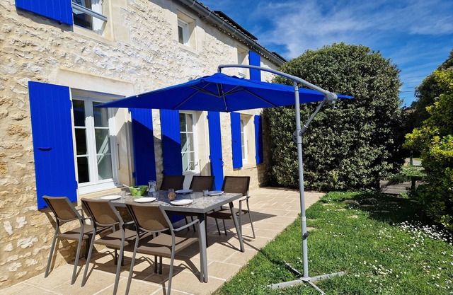 Cottage Oxalyd 6, near Rochefort, ideal with family or friends