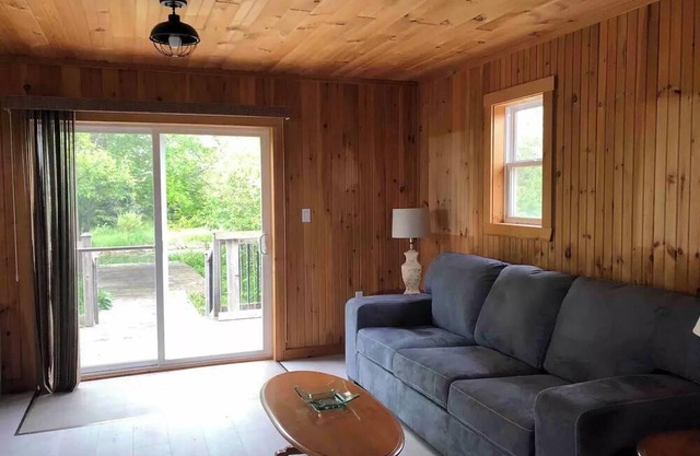 Country Cabin Oasis