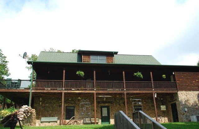 Country Elegance - Piney Creek, NC