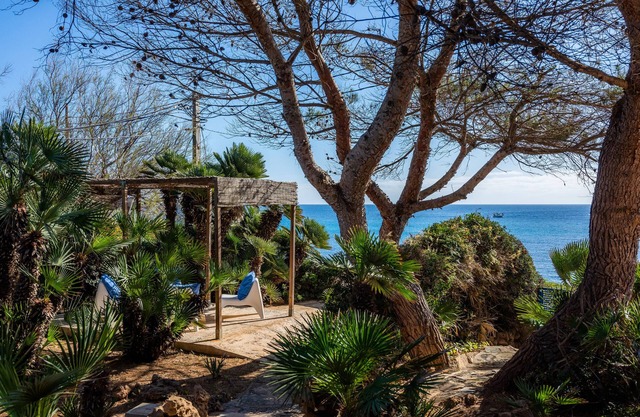 Country House 'Finca Es Carregador' with Sea View, Wi-Fi and Air Conditioning