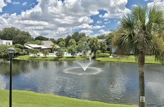 CountryClub 2/2 Home Away from Home