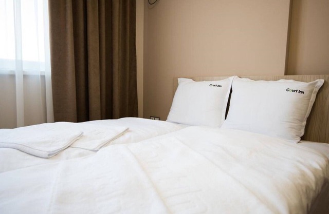 Court Inn – One Bedroom Apartment 8