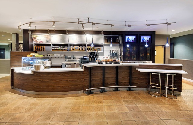 Courtyard by Marriott Cleveland Beachwood