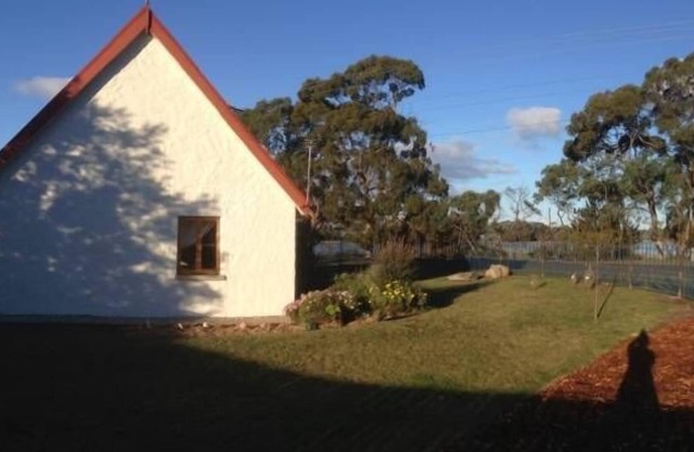 Cove Cottage on the Esplanade