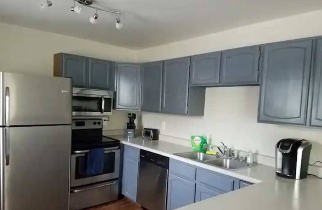 Cozy 2 bed near Eielson Air Force Base, North Pole, Unit #4