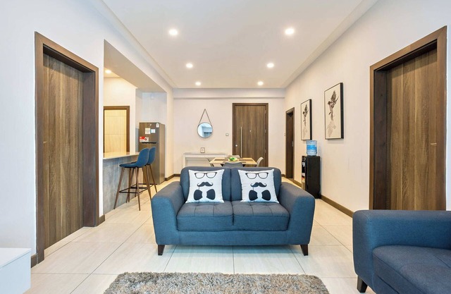 Cozy 2-bedroom apartment in enjoyable Nairobi with fitness room, WiFi 601