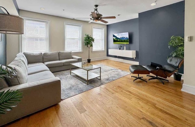 Cozy 2BD | Old City | 3 Beds | Independence Hall
