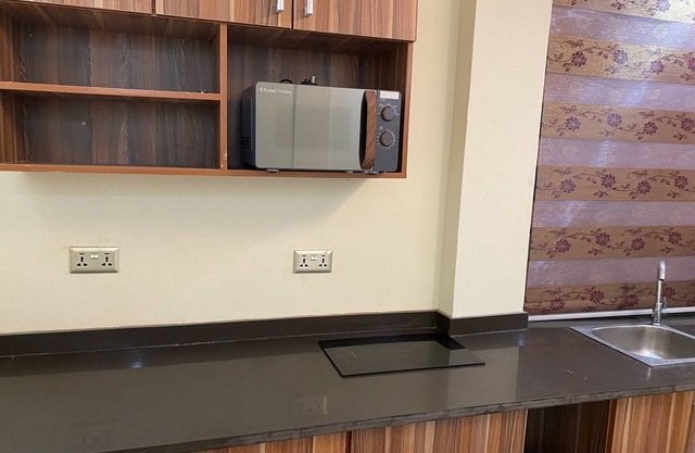 Cozy and affordable 1 BR apartment in Ksi. Free Breakfast, Laundry and Internet!