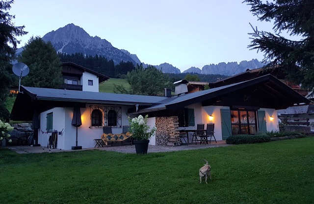 Cozy and luxurious detached chalet for 2-10 people
