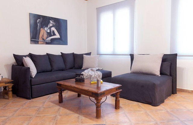 Cozy apartment in the city of Argostoli just 30 m away from the main square.