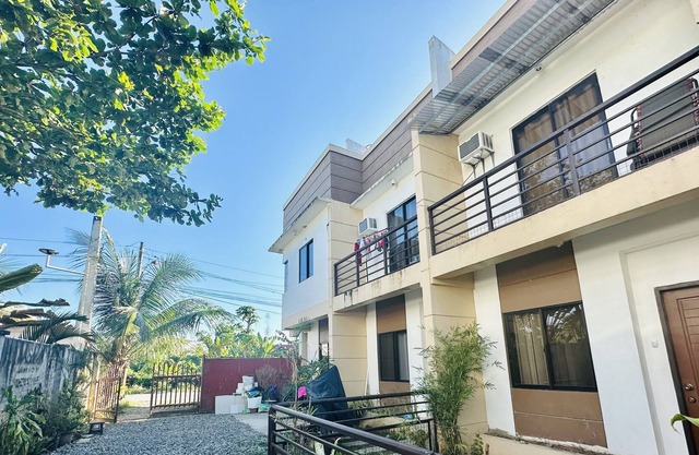 Cozy apartment- 3 min walk from the beach