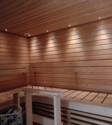 Cozy Apartment & Sauna & Patio & kitchenette