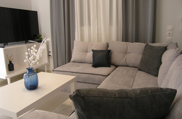 Cozy Apartment with Jucuzzi & Fitness center - perfect for couples!