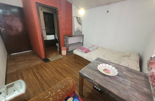 Cozy bed & breakfast in lovely Kathmandu with WiFi