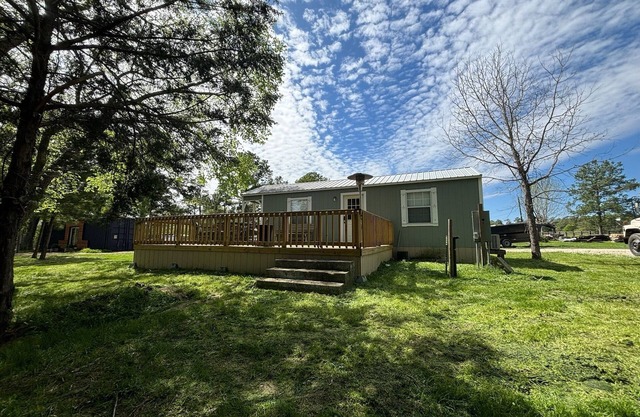 Cozy cabin in charming Richards with WiFi and AC