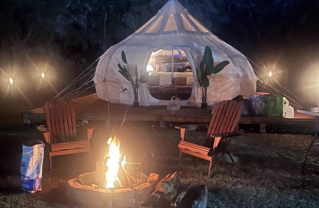 Cozy campground in adorable Astatula with AC