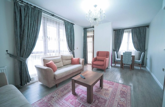 Cozy & Comfy 1-Bdr Apartment