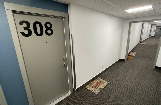 Cozy Condo at Base of Mt Alyeska Prime Location