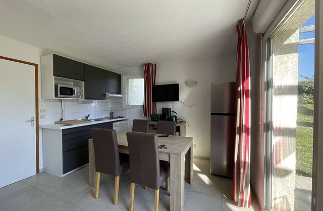 Cozy Duplex for 8 with Terrace, A/C, and Pools at Salavas
