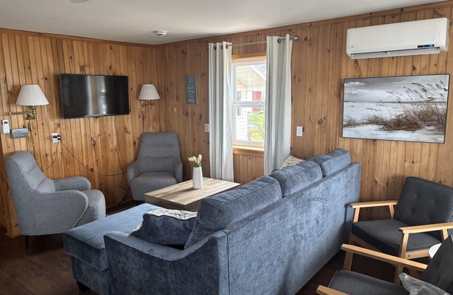 Cozy, family and pet friendly cottage that is steps to a beautiful PEI beach.