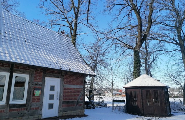 Cozy half-timbered house in the countryside. Heemsen is located between Hanover, HB, Walsrode