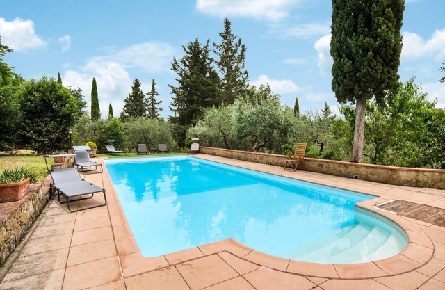 Cozy home in Monte San Savino -AR-