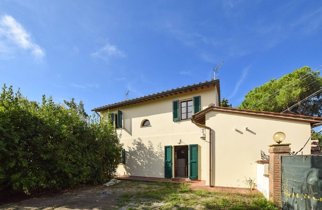Cozy home in Fauglia with WiFi
