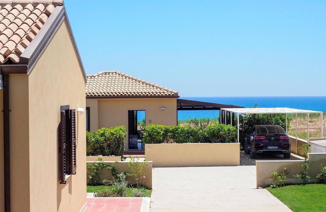 Cozy home in Marina di Modica with WiFi