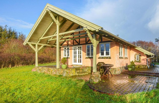 Cozy Home In Thyholm With Wifi