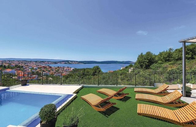 Cozy home in Trogir with WiFi