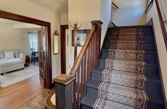 Cozy home near Lake Michigan. Easy drive to Green Bay, Door County & Sheboygan.