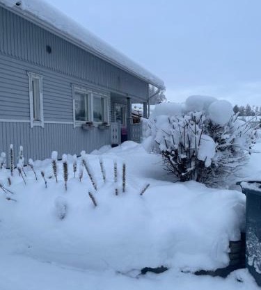 Cozy home near ski centre and golf course, room upstairs