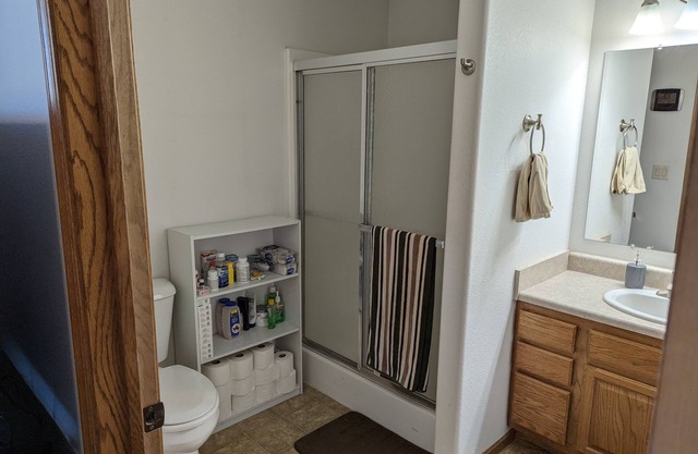 Cozy home with easy access to Sturgis/Deadwood/Rapid City!