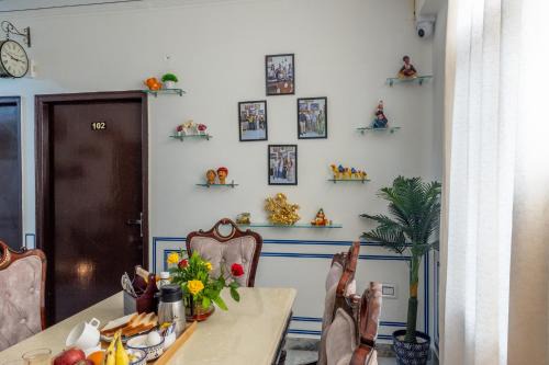 Cozy House Jaipur - A Homestay