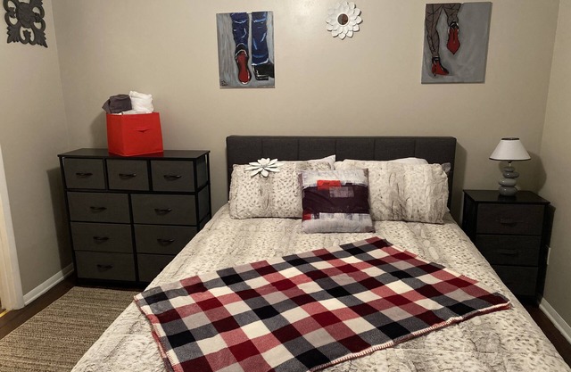 Cozy Huntsville studio apartment