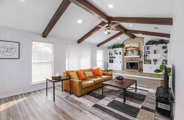 Cozy, modern farm style home ~ great central location!