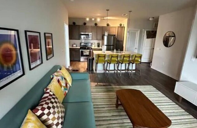 Cozy Quite City Home