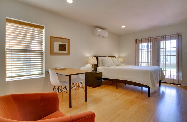 Cozy Rancho Viejo Studio Rental, 29 Mi to Beach