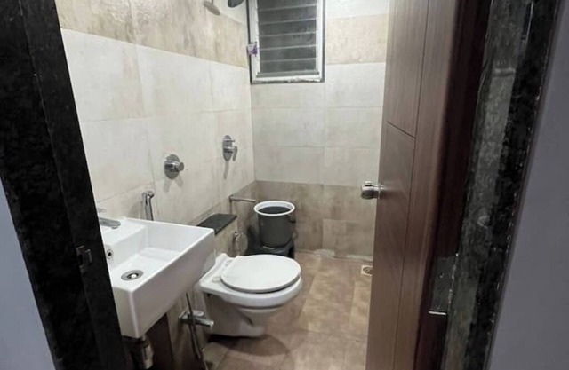 Cozy Riverview 1Bhk House in koregaon park